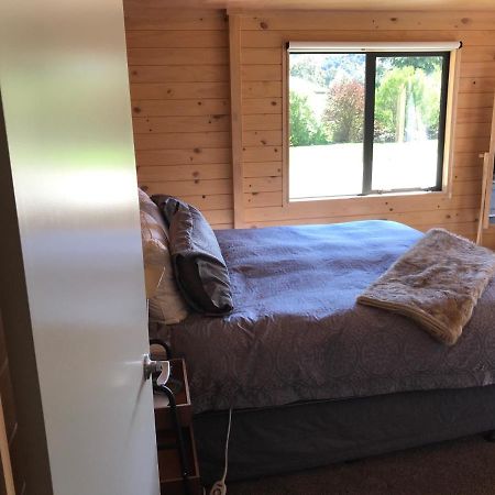 Aroha Anchor Apartment Мотуека Екстериор снимка