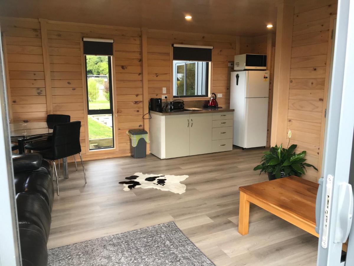 Aroha Anchor Apartment Мотуека Екстериор снимка